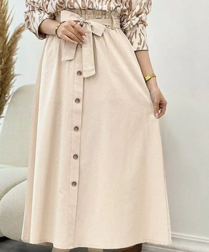 👚 نام: دامن سه دکمه
