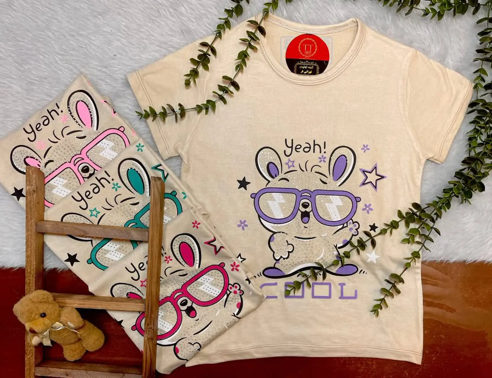 #دختر #تیشرت تک بزرگ (ردیف ١٩٢٥٩) 
