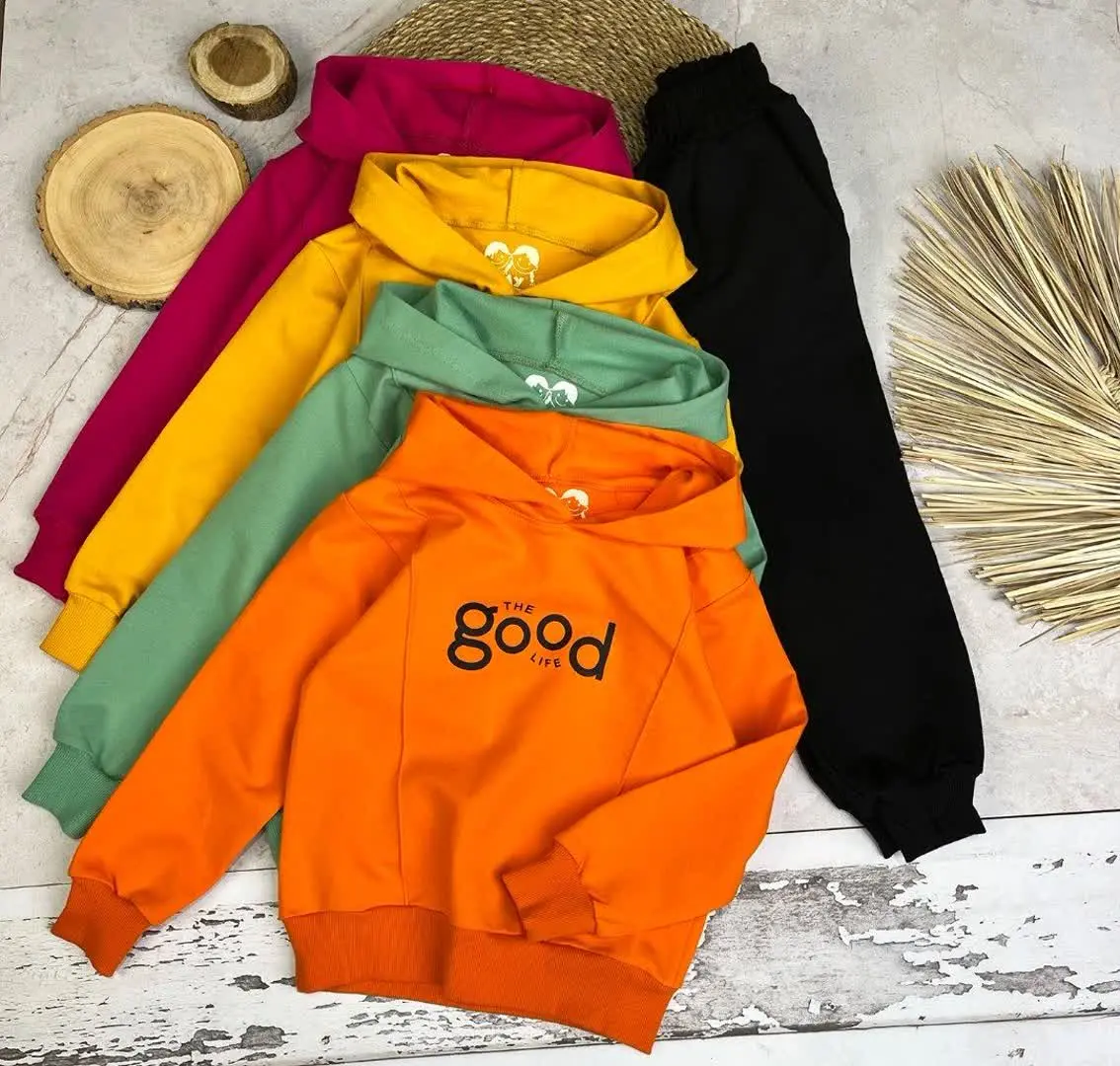 هودی و شلوار رنگی😍😍😍
