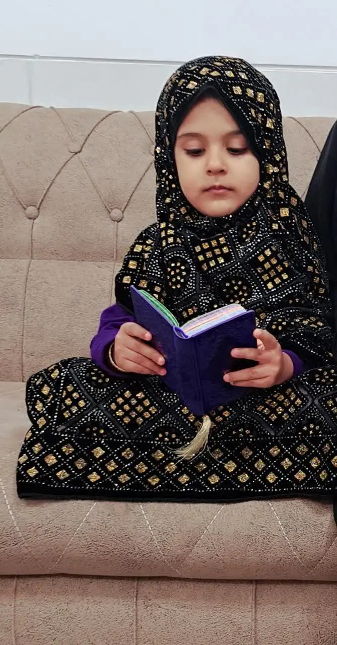 😍نام شرکت کننده: ریحانه کرمی ۴ ساله از چمگردان
