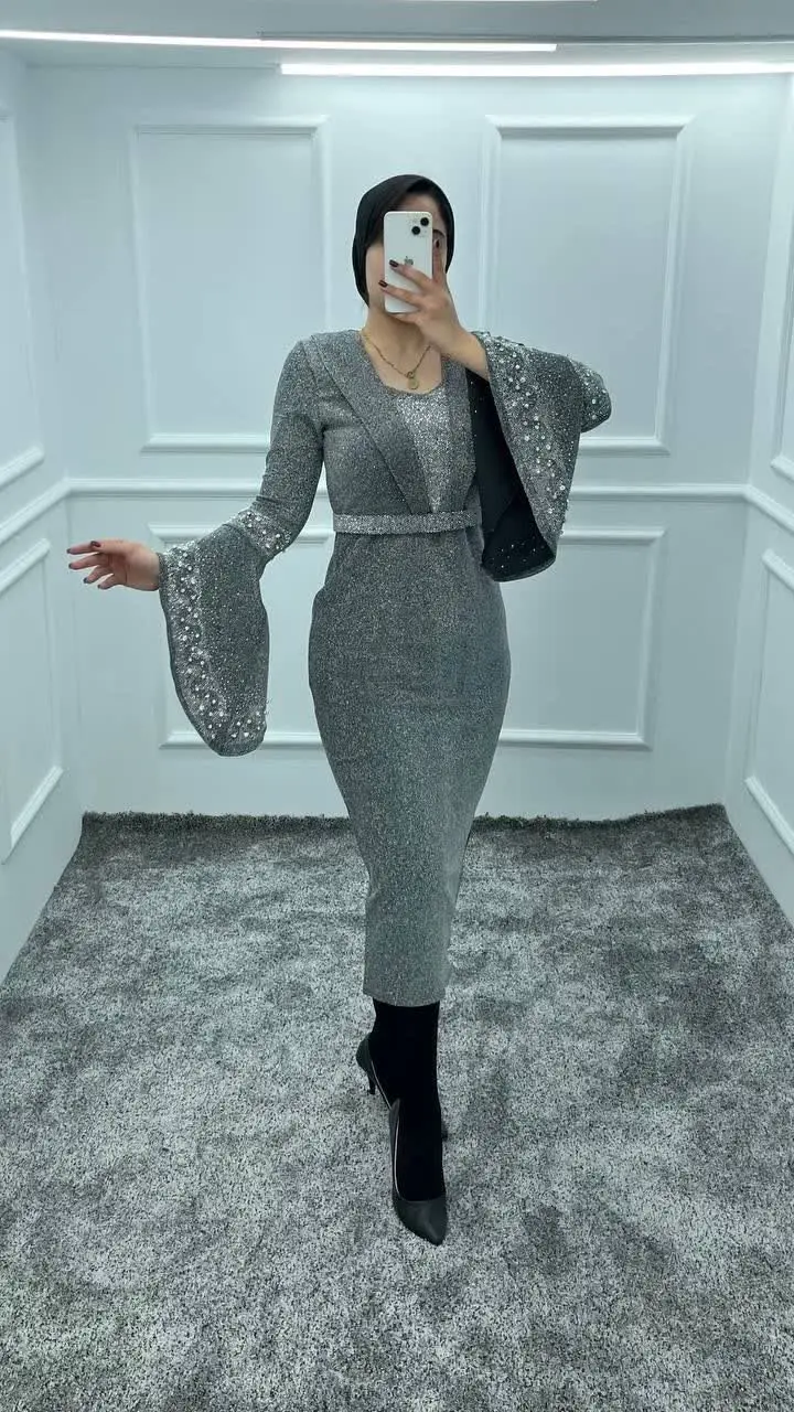 دلینا کد۵ میدی کمربنددارد
