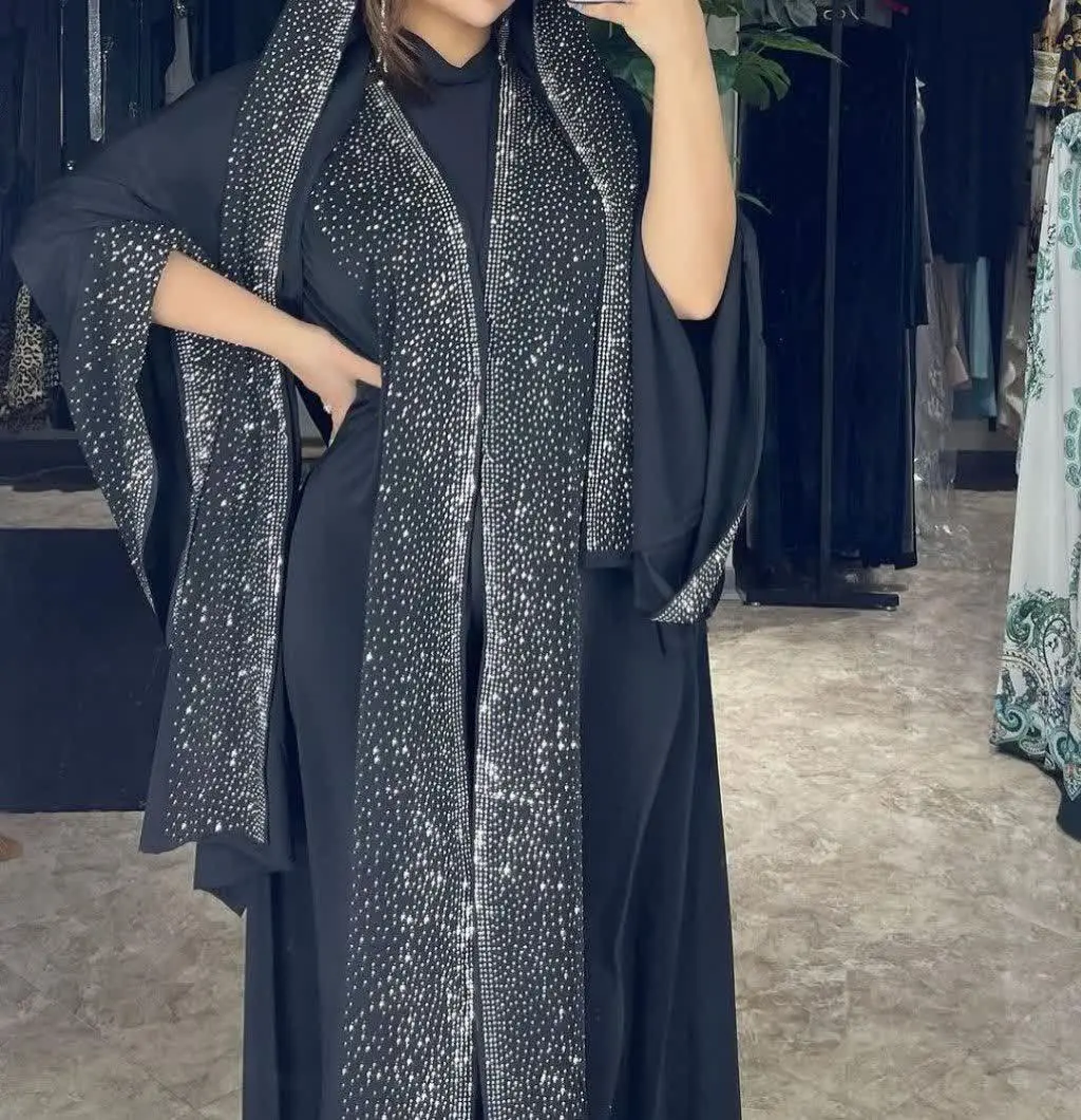 ☀️نام: ست مجلسی شال و عبا آستین کلوش
