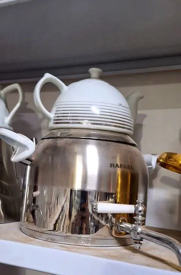 کتری قوری شیر دار 
