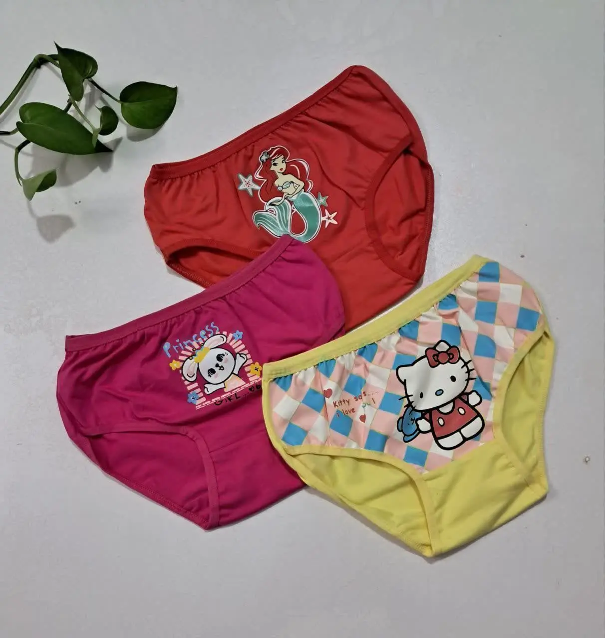 💕شورت دخترانه EMA 💕
