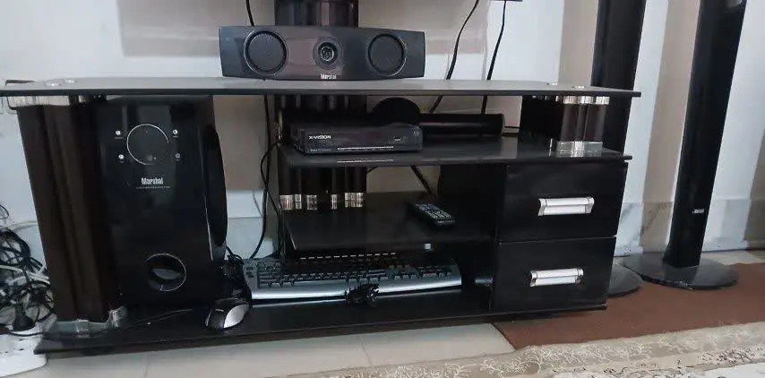 باند ایستاده و ساب 
