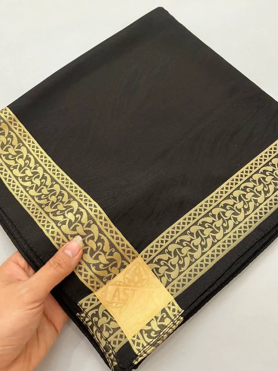 روسری نخ ابریشم
