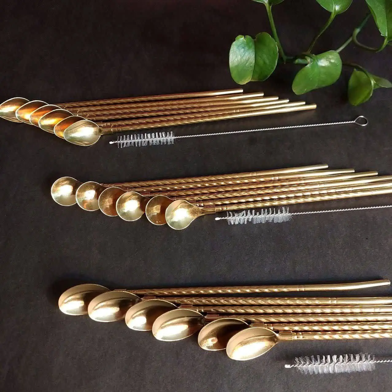 قاشق نی دار طلایی شارژ شد 😍😍
