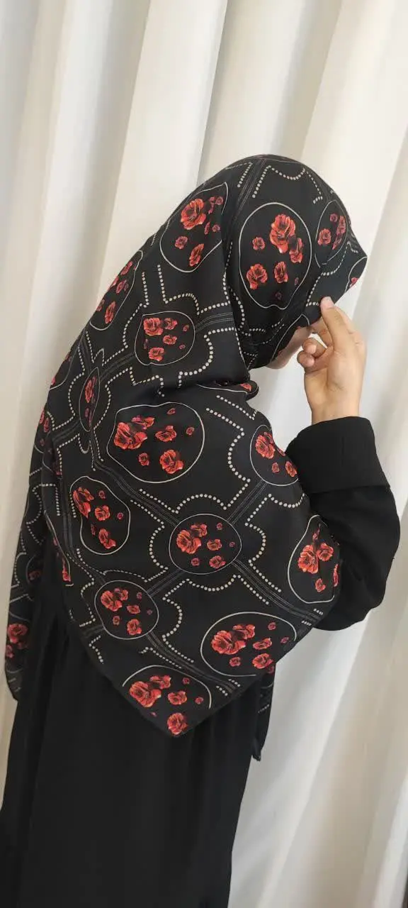 #روسری_نخی قواره بزرگ در طرح انتزاعی خوشگل 👍
