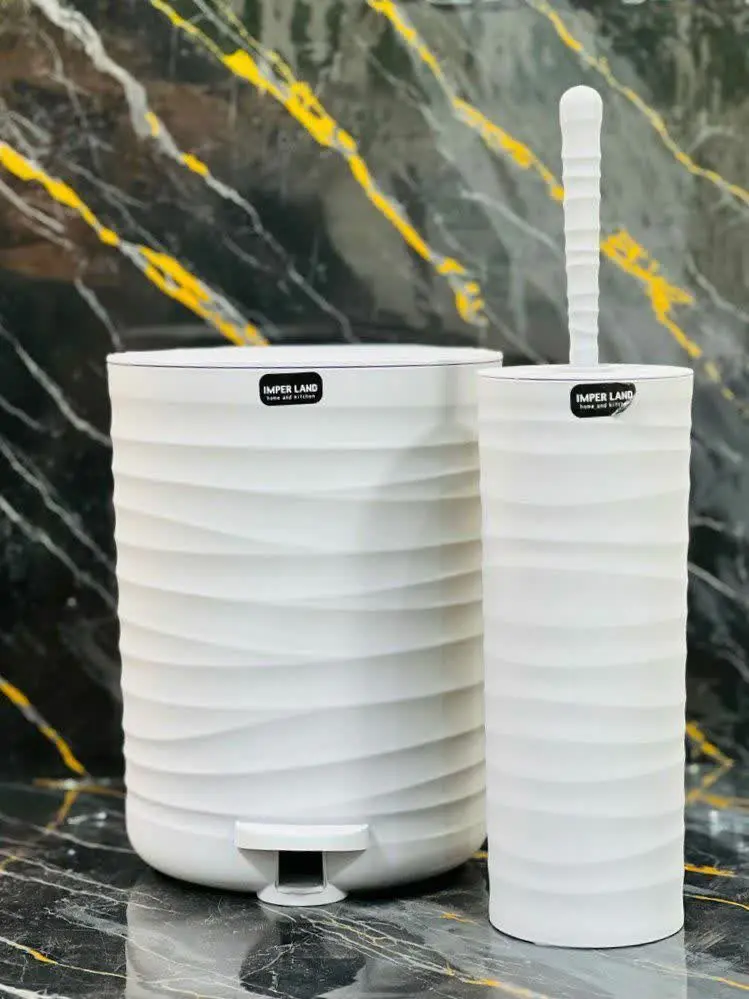 سطل وفرچه پدالی