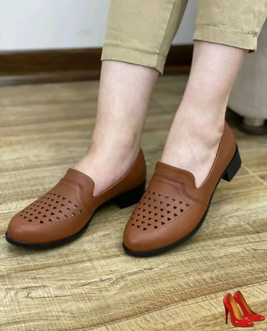 کالج گیسو، رویه چرم پلاس ترک 
