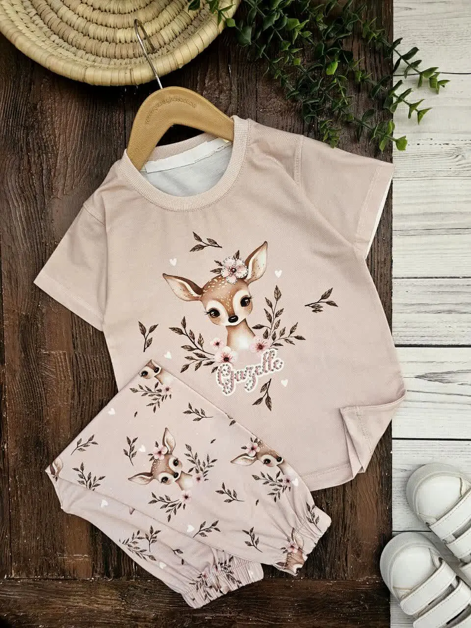 تیشرت و شلوار آهو
