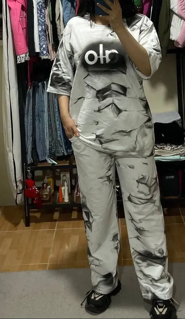 نام: ست تیشرت شلوار olo ۱۰
