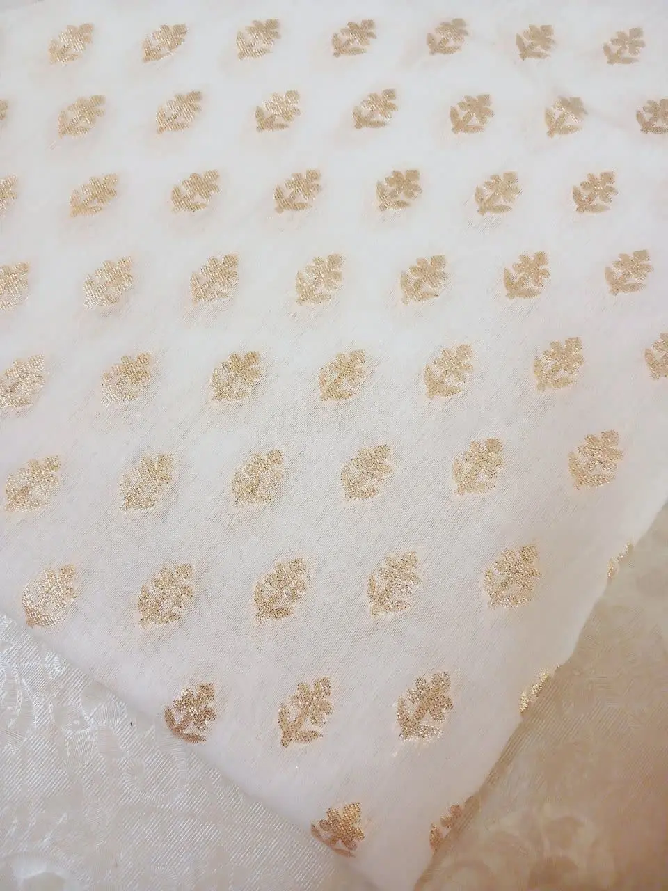 ✅ نام تافته هندی 
