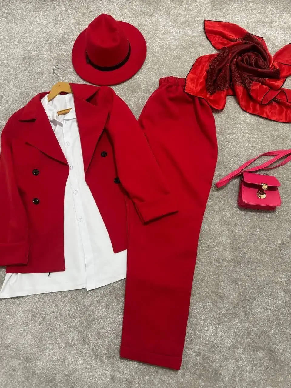 نام: ست سه تیکه پریا
