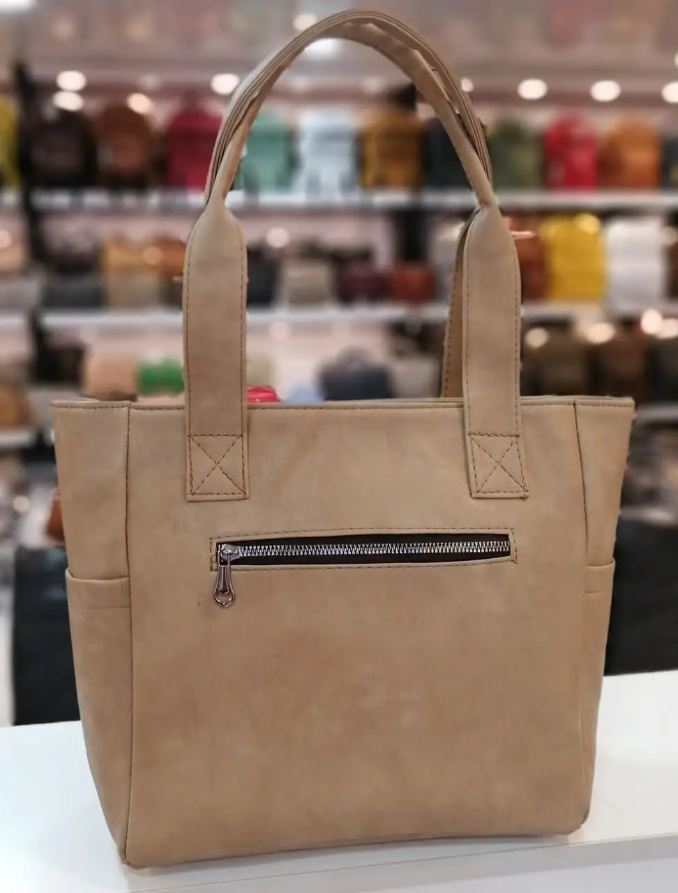 جادار جنس رویه وآستر خارجی (در رنگ بندی) 
