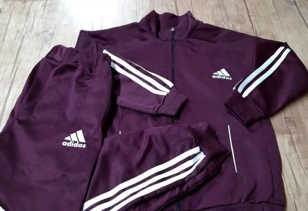 ست ورزشی انقد خوشگل اخهه😭