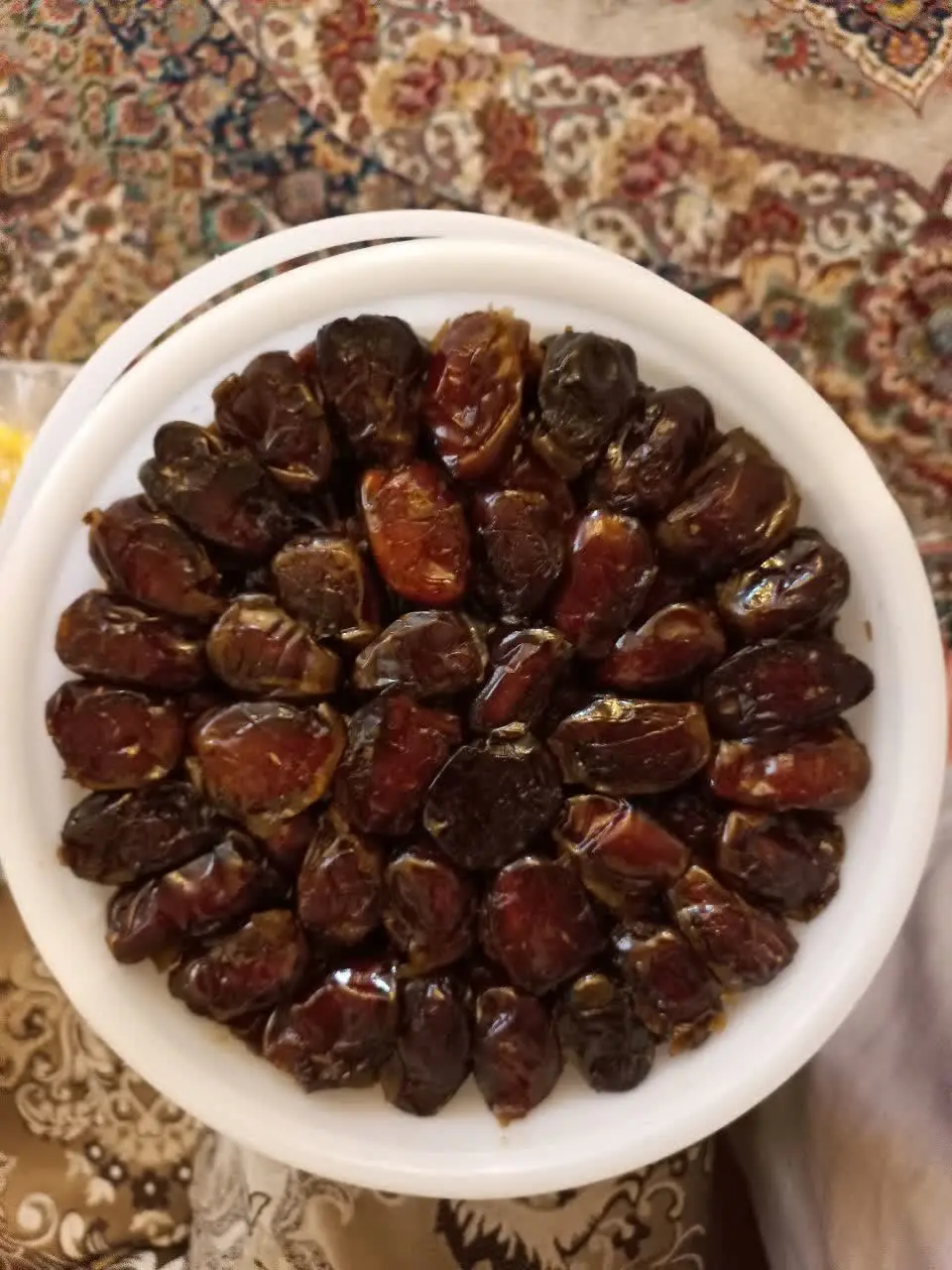 خرما خاصویی 
