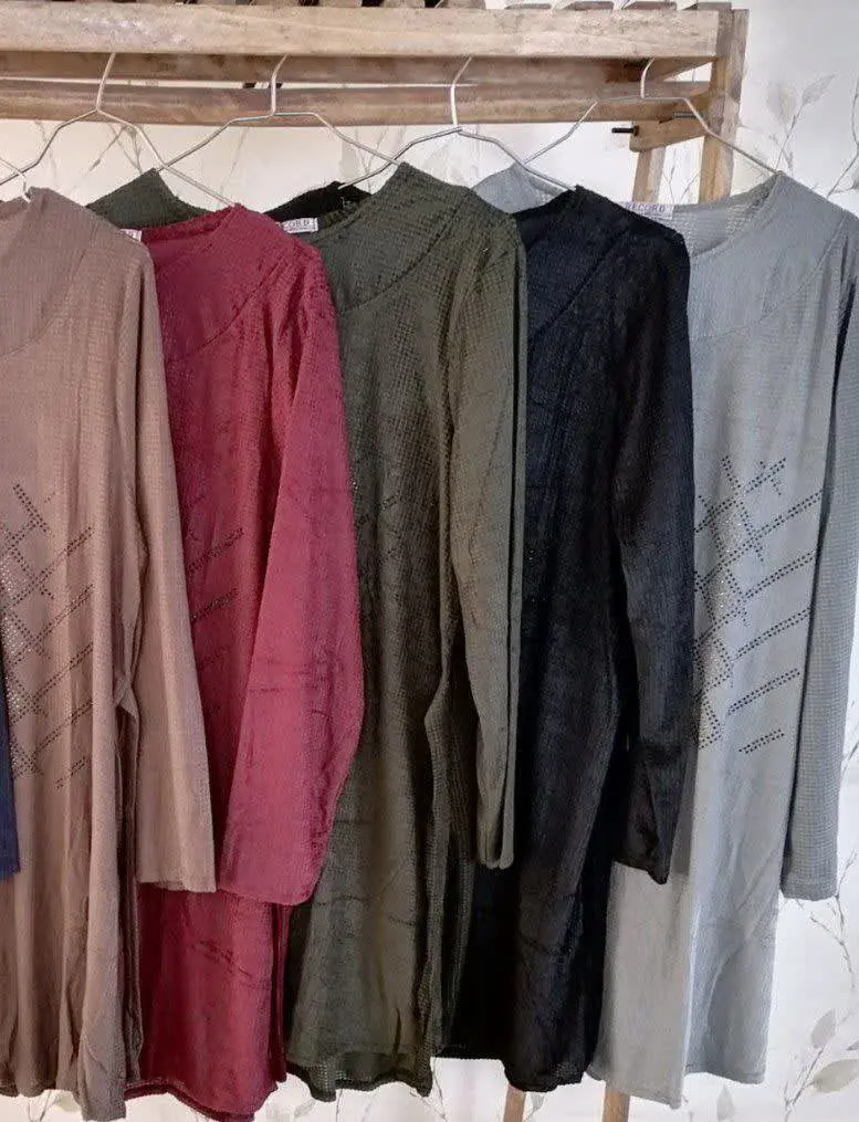 👚نام: ماهک
