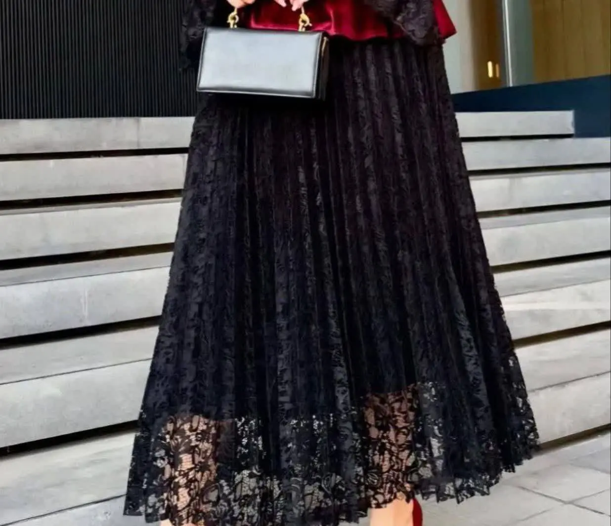 ❤️نام: دامن پلیسه