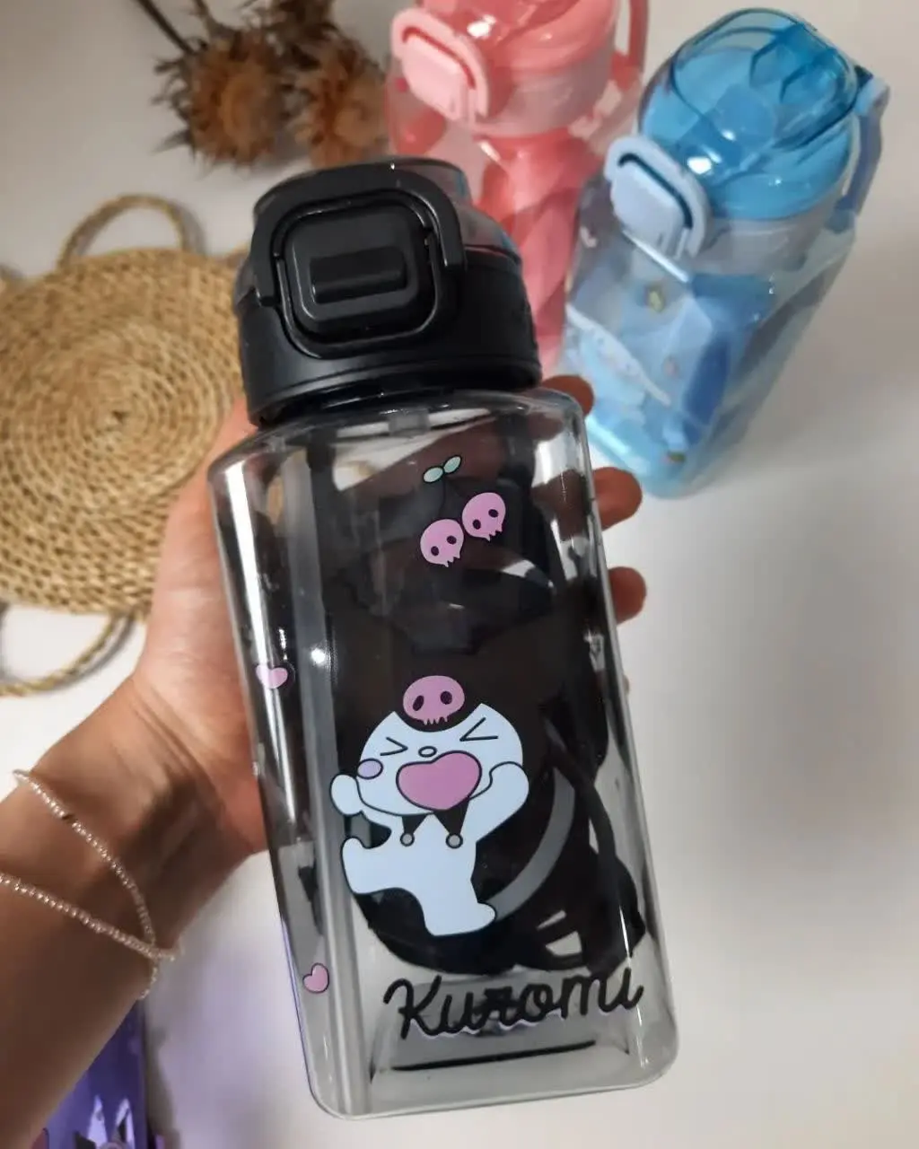 این قمقمه های اکریلیک، بهتر...