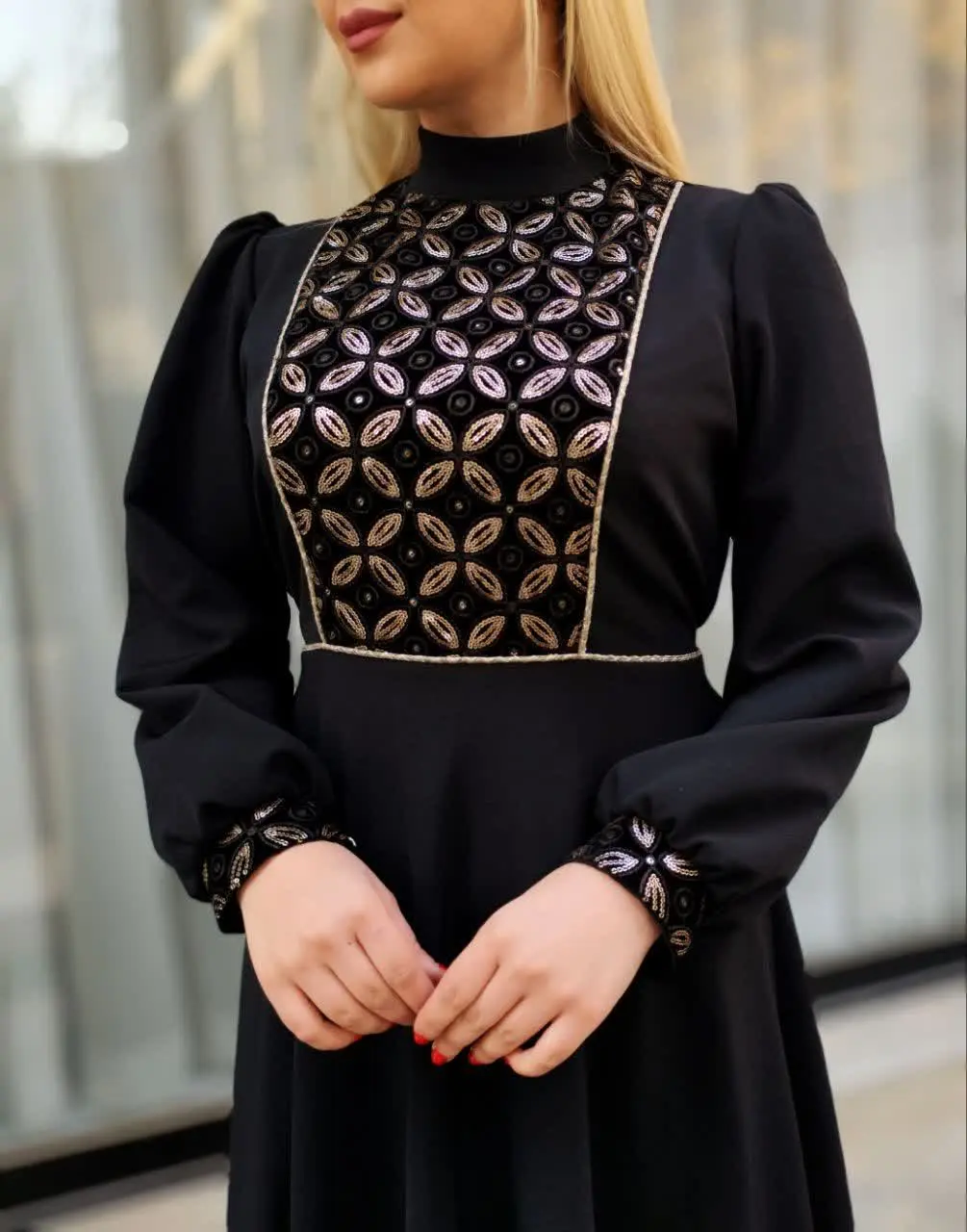 ✅پیراهن با خرجکار مخمل هندی...