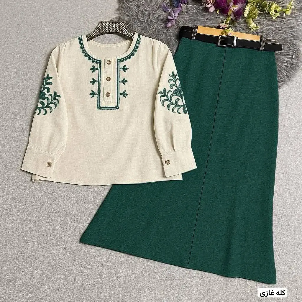 👚نام: شومیز و دامن گل پری
