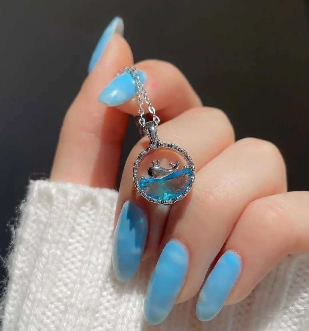 گردنبند نهنگ و دریا برا شون...