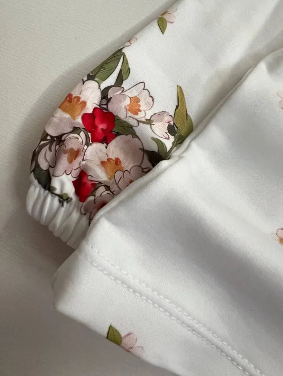 ✨نام محصول: بلوز گلی 🌺
