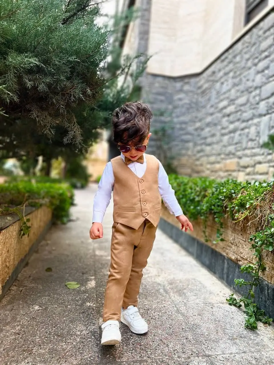 ست ۴تکه مجلسی نسکافه‌ای
