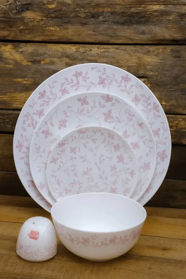 شامل ۶ عدد پلو خوری ۶ عدد خ...