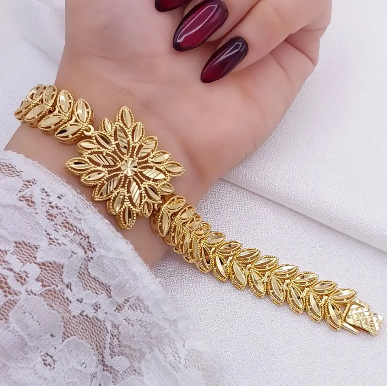 دستبند طرح طلا گندمی جدید 😍