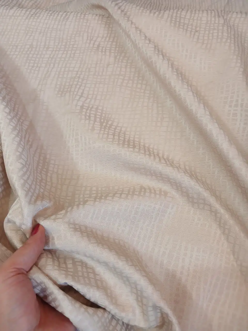 🌿رنگ زمینه کرم خوش رنگ