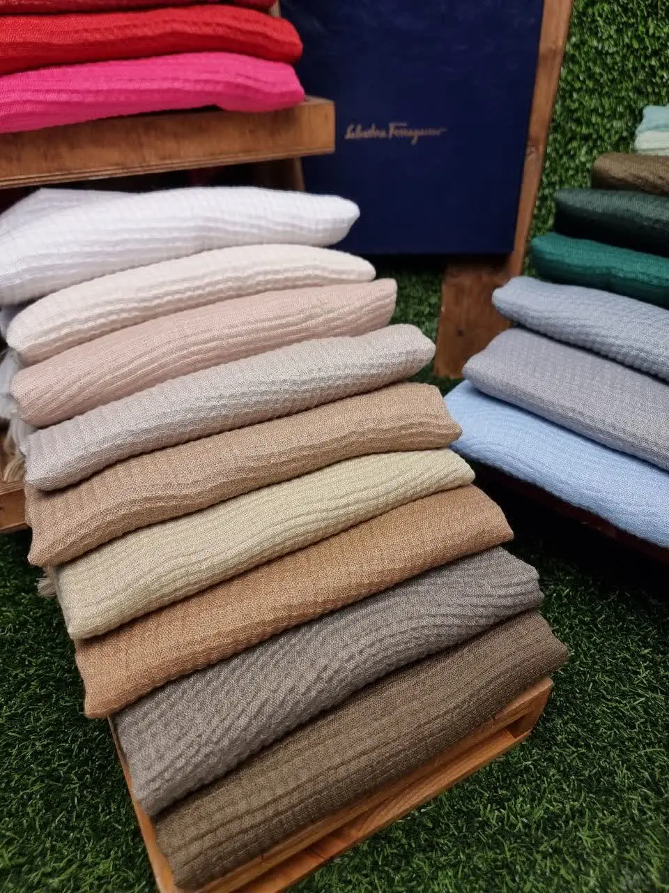 شال پلیسه مربع هنری 
