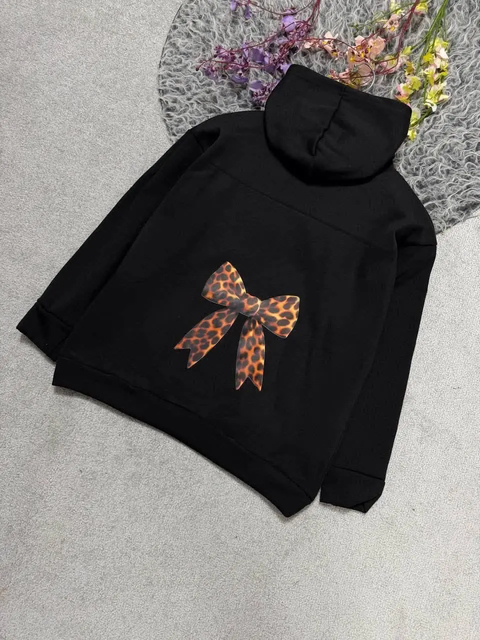 هودی پشت پاپیون