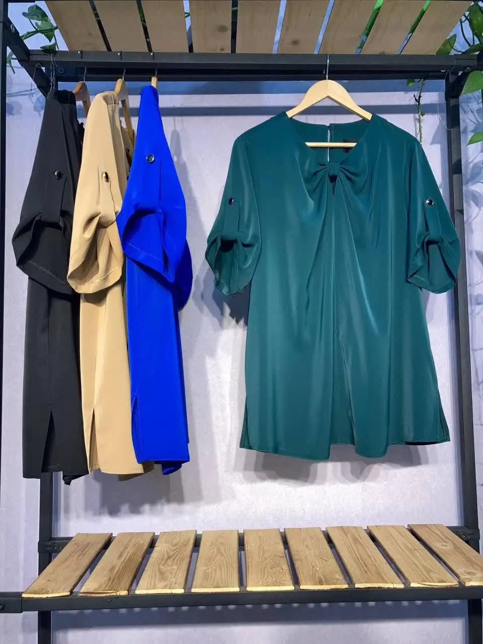 نام: شومیز یقه پاپییون سایز بزرگ زونیکس کد ۲۳۱۱
