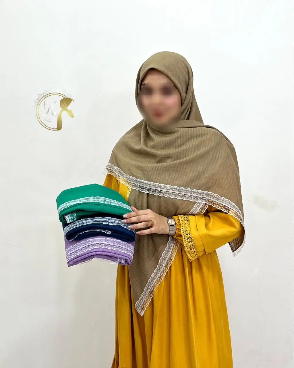 روسری نخی نسکافه‌ای لبه تور👌
