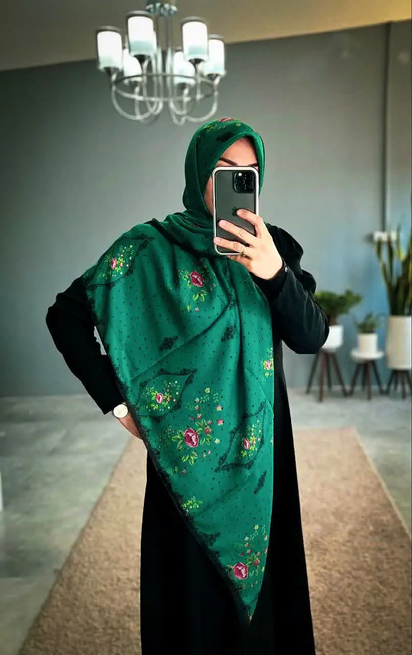 روسری سبز جذاب😍
