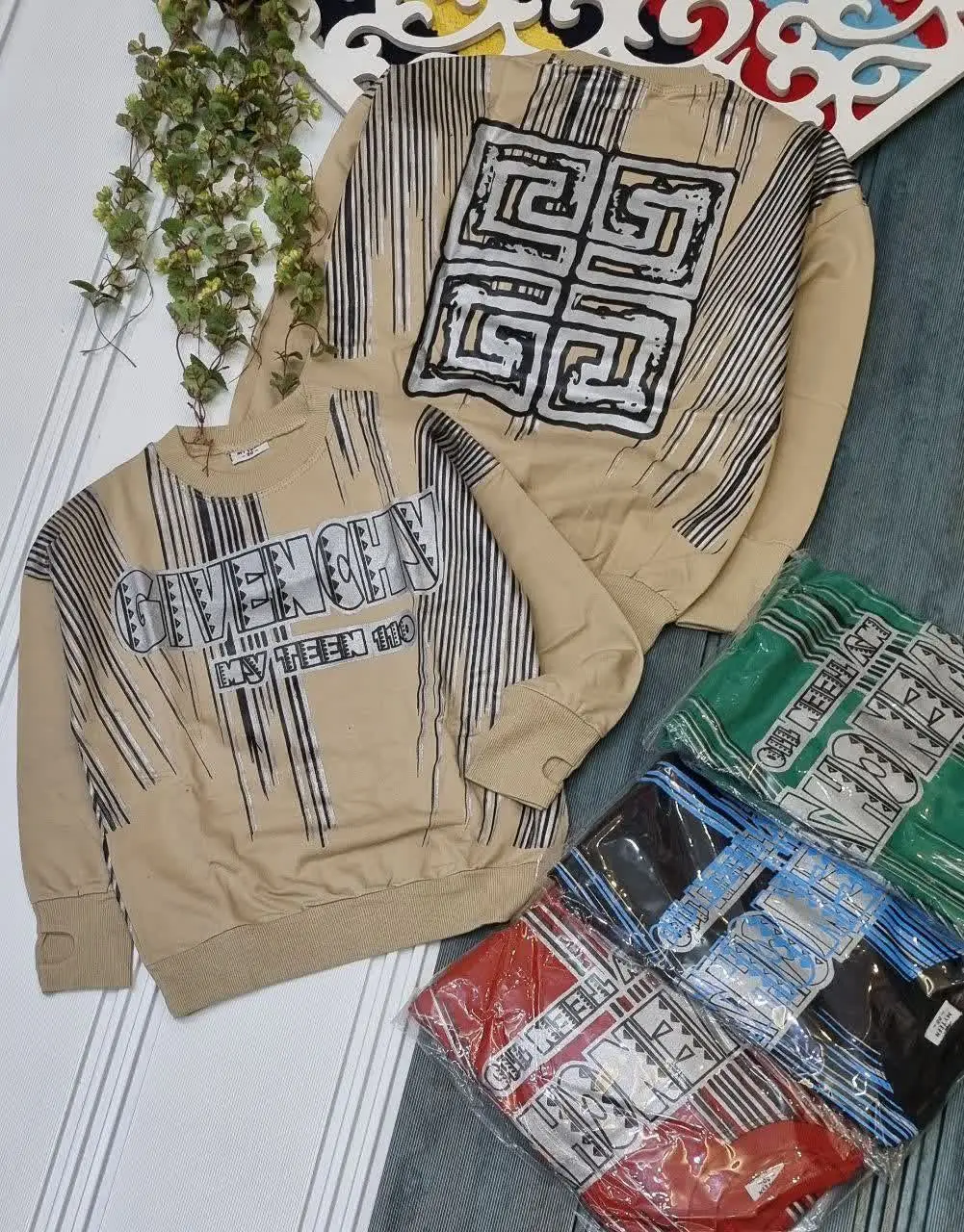 🇮🇷🧥🧶👗👚👔🎽👕👖💎
