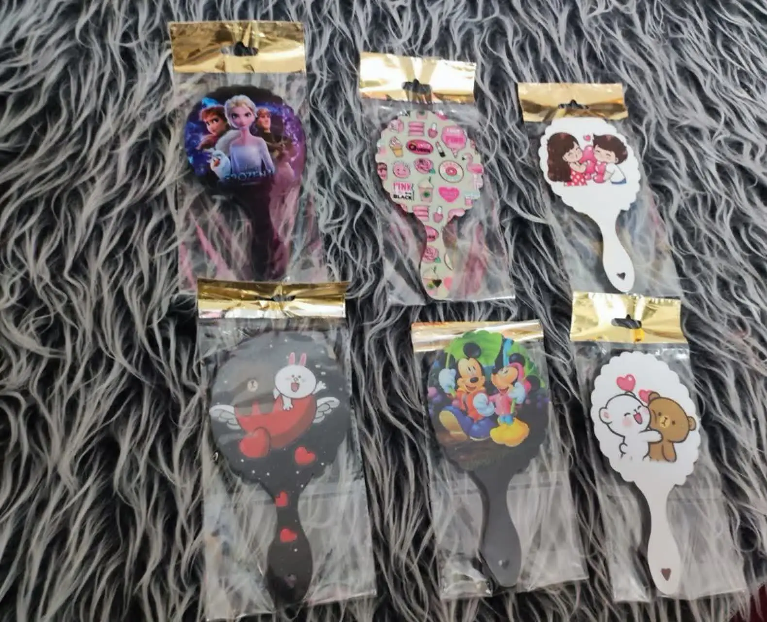 آینه چوبی دسته دار
