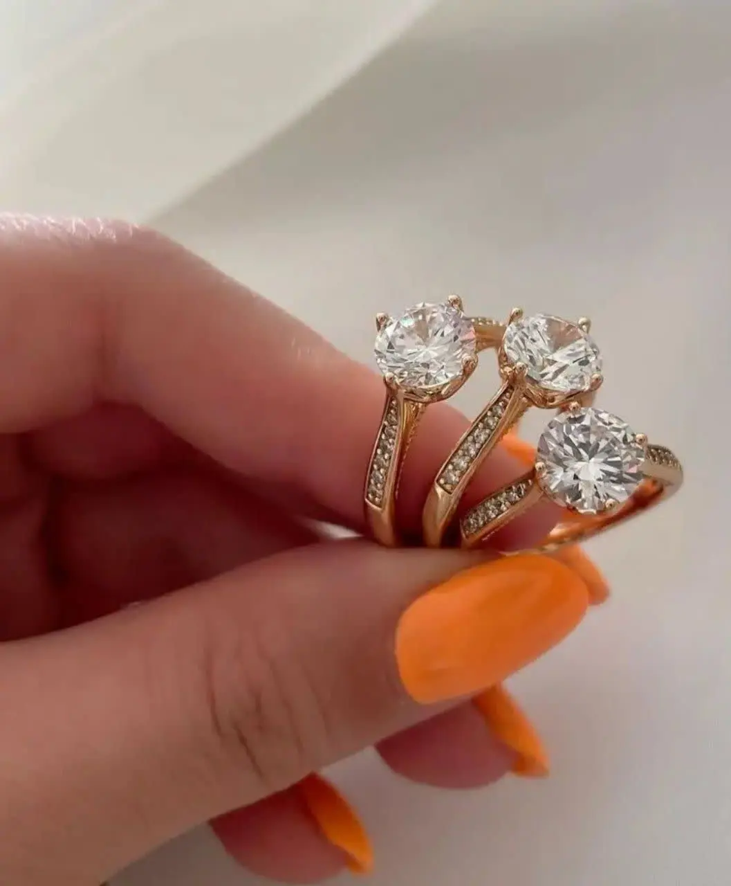 💍انگشتر طلاروس تک نگین 🤗