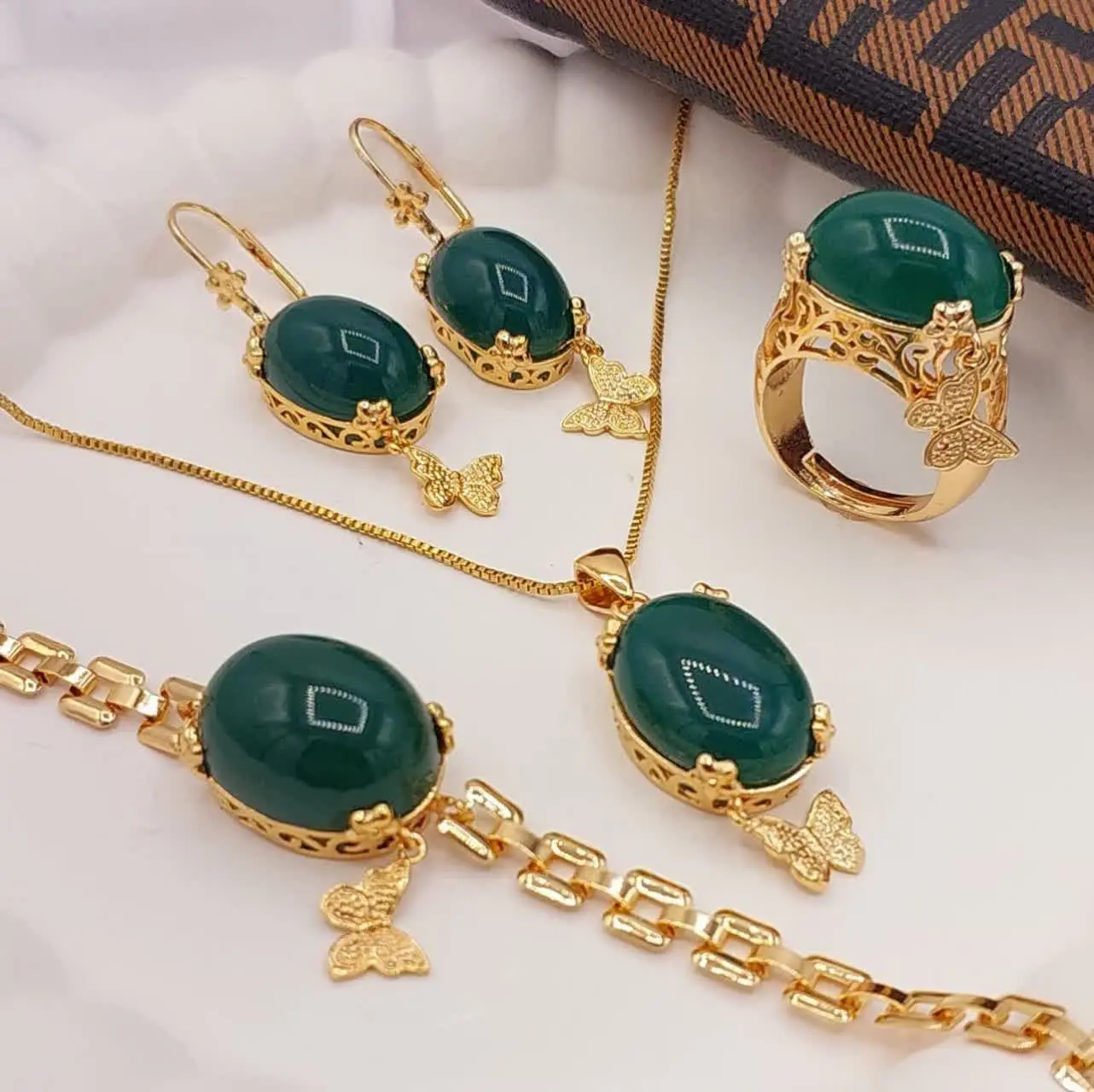 #سرویس طرح عقیق سبز و دلربا😍😍
