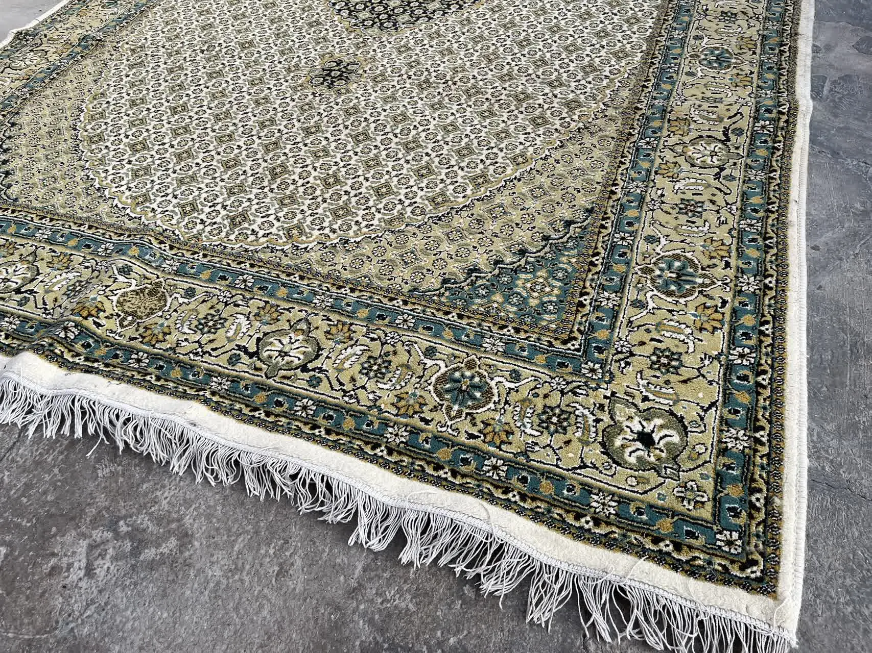 یک جفت فرش ۶متری خوشرنگ