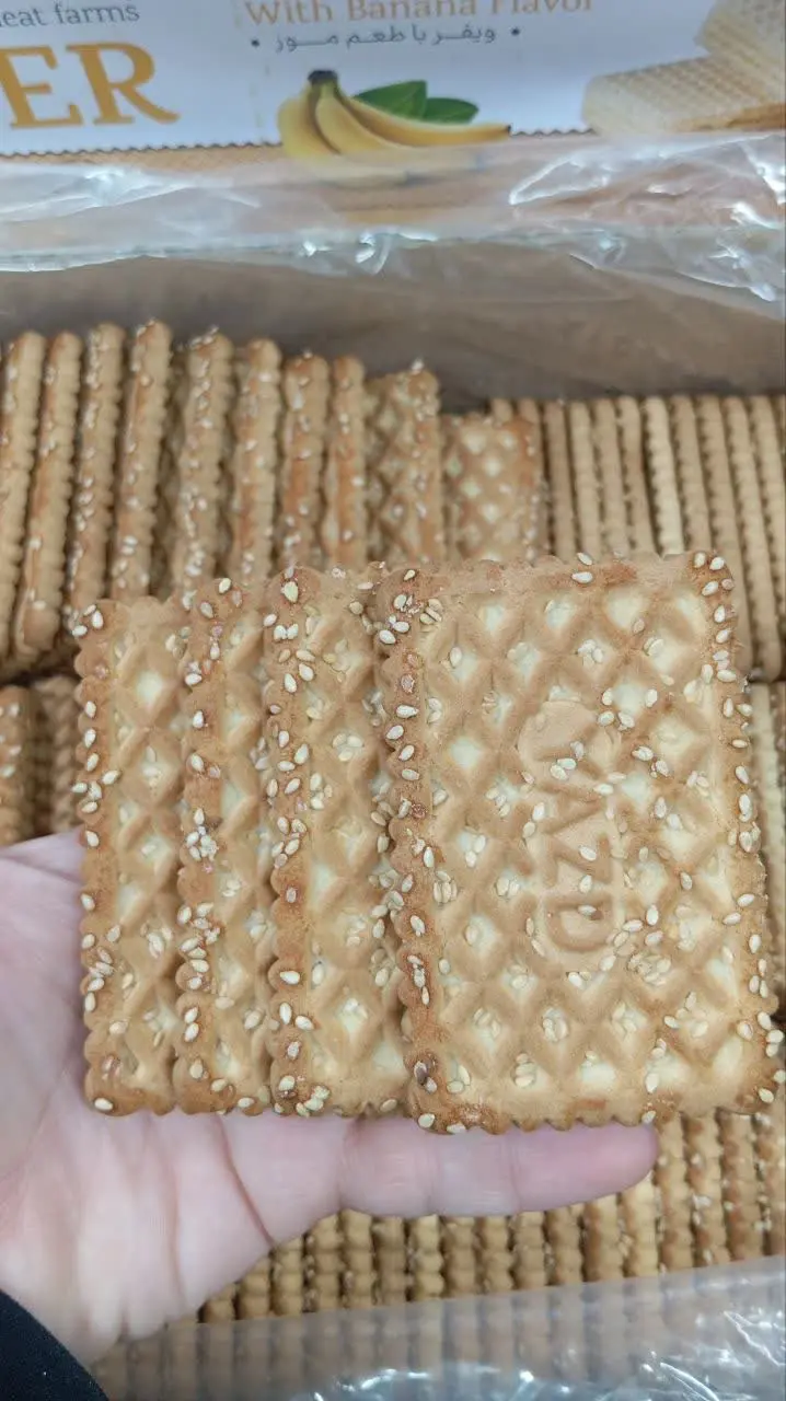 بیسکویت فله ارم