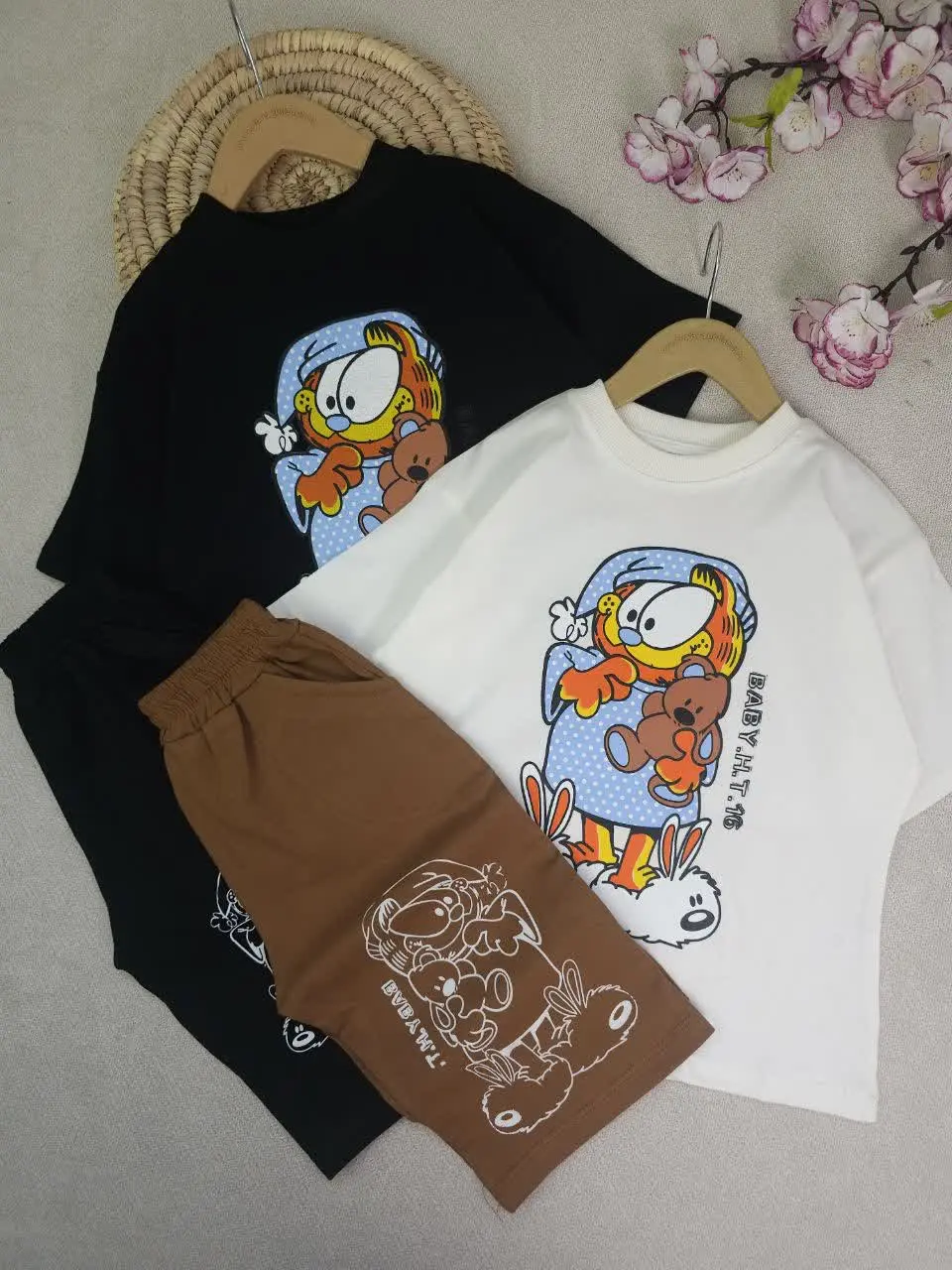 تیشرت و شلوارک پسرانه GARFILD
