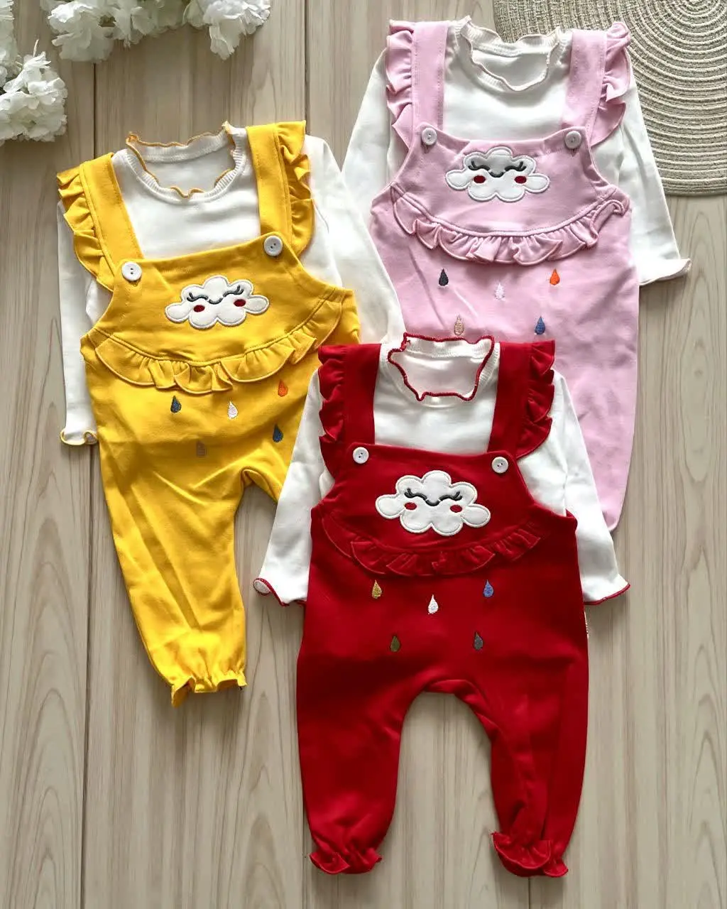 لباس دخترانه دو تیکه پیشبندی ابر
