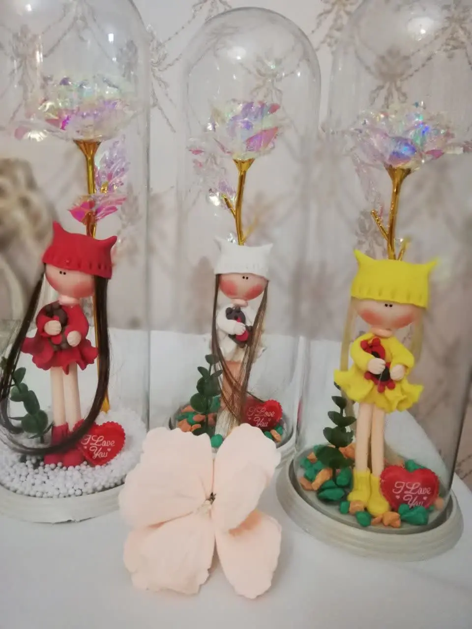 حباب دختر و گل هولوگرامی 🌈
