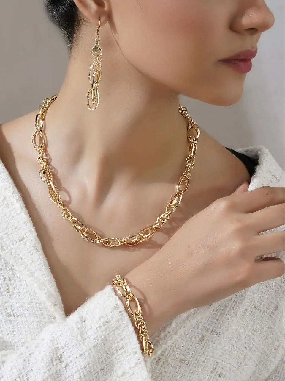 #سرویس حلقه‌ای طرح طلا
