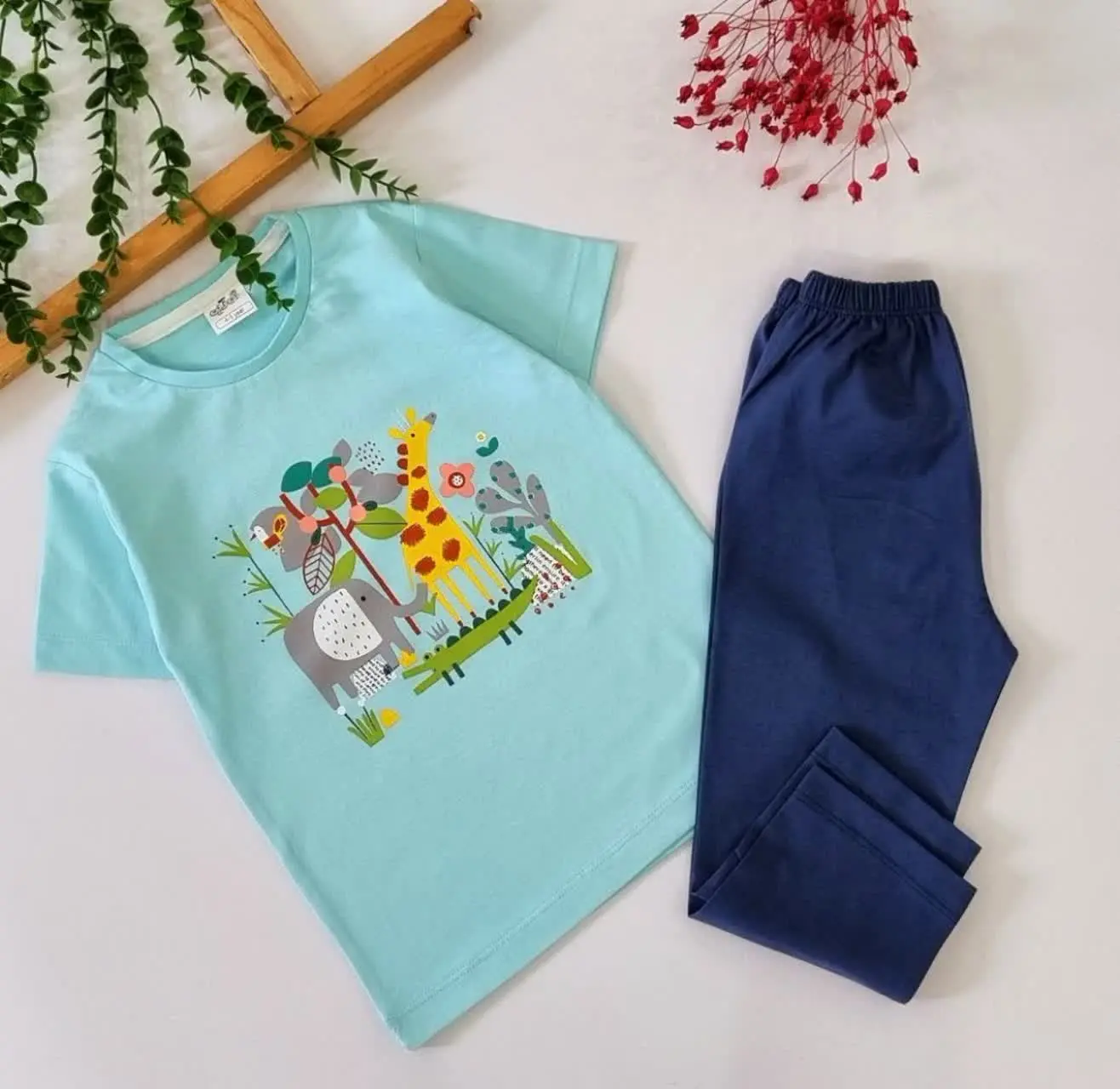 یک عدد سایز ۱تا۲ سال
