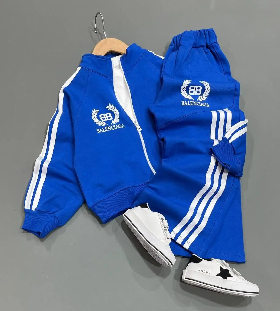 سوییشرت و تاپ و شلوار اسپرت👫