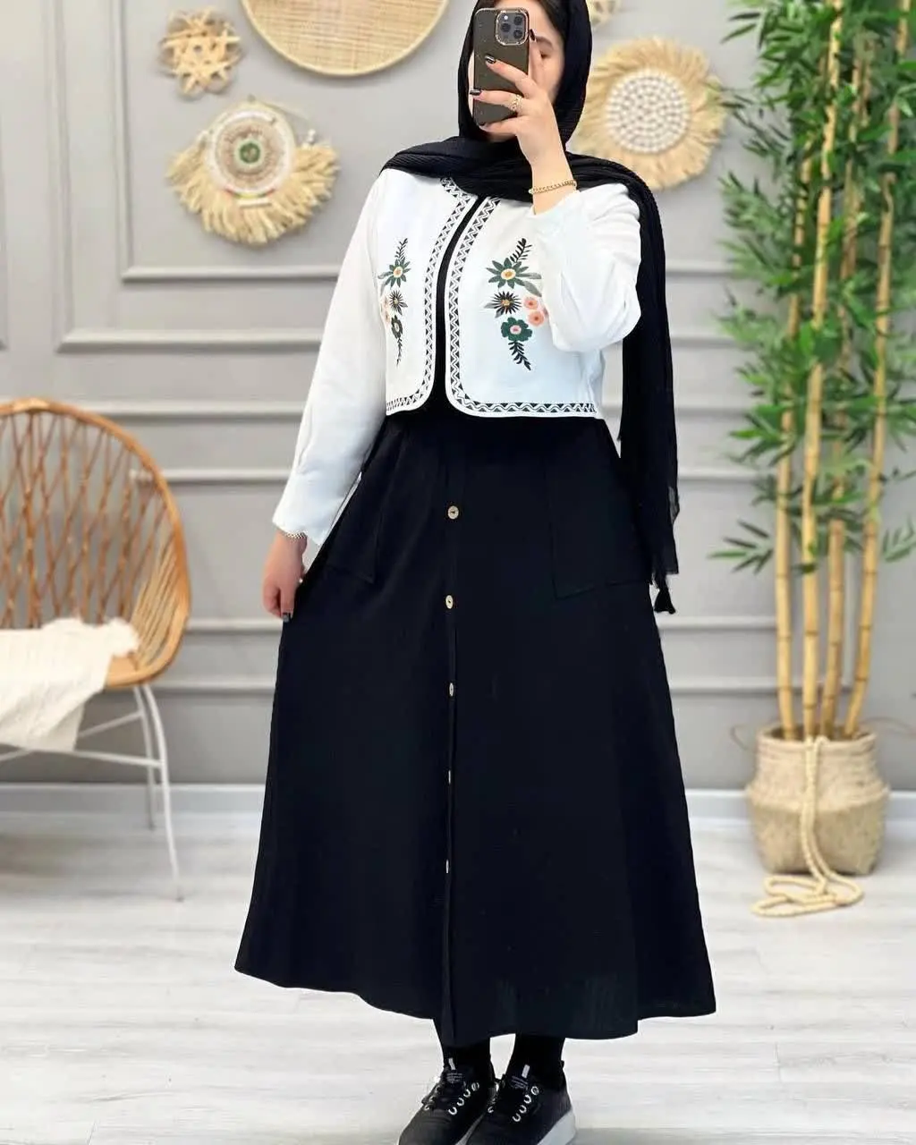 نام: کت دامن تیارا
